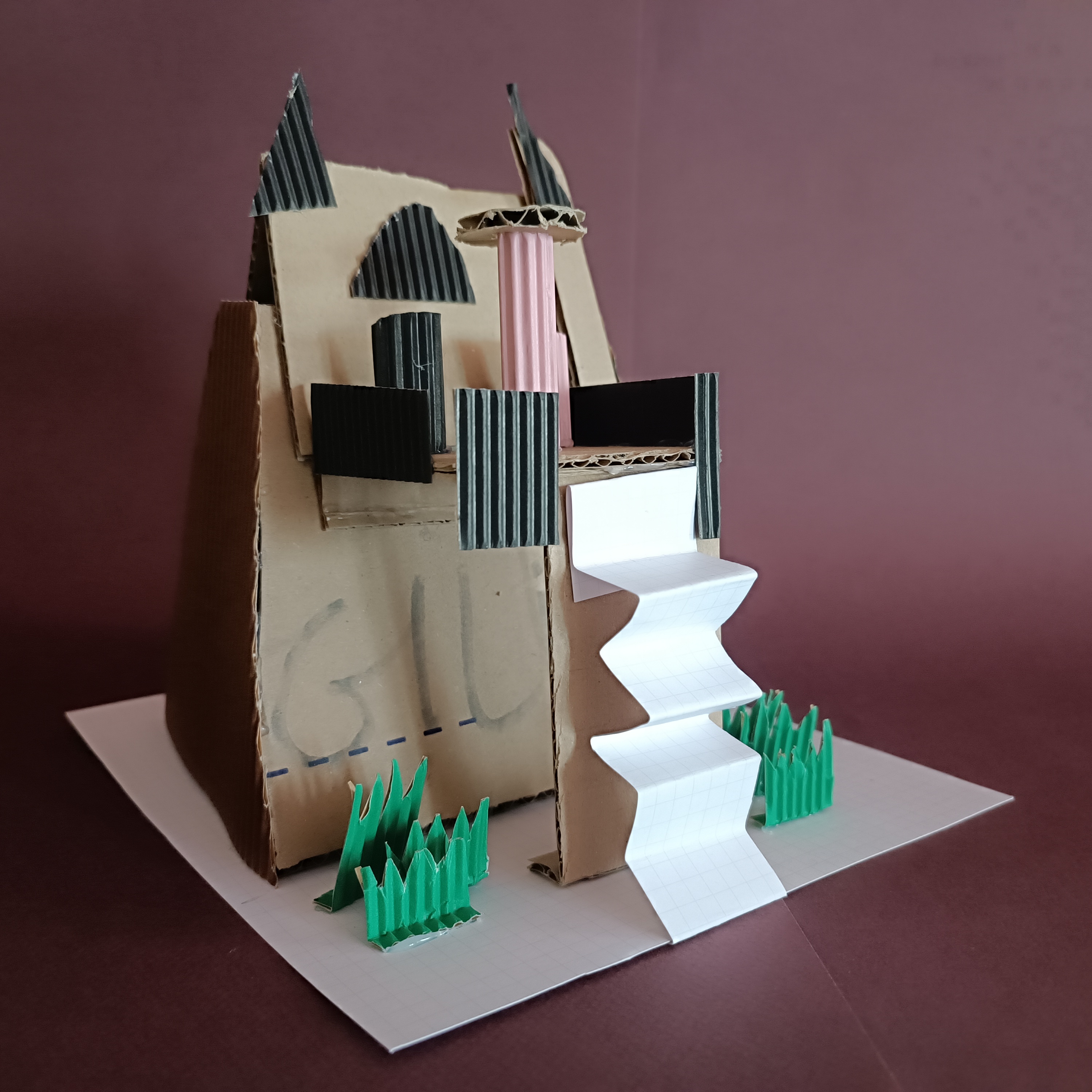 A partir de la sculpture [Psychoarchitecture] du duo d'artistes Berdaguer et Péjus, un.e enfant à l'hôpital Necker a réalisé cette maquette